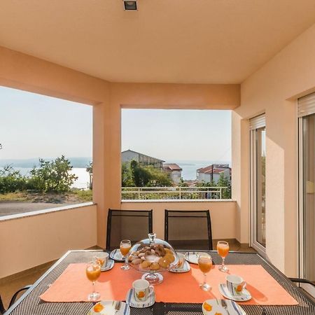 Apartman Klara Crikvenica Exterior foto